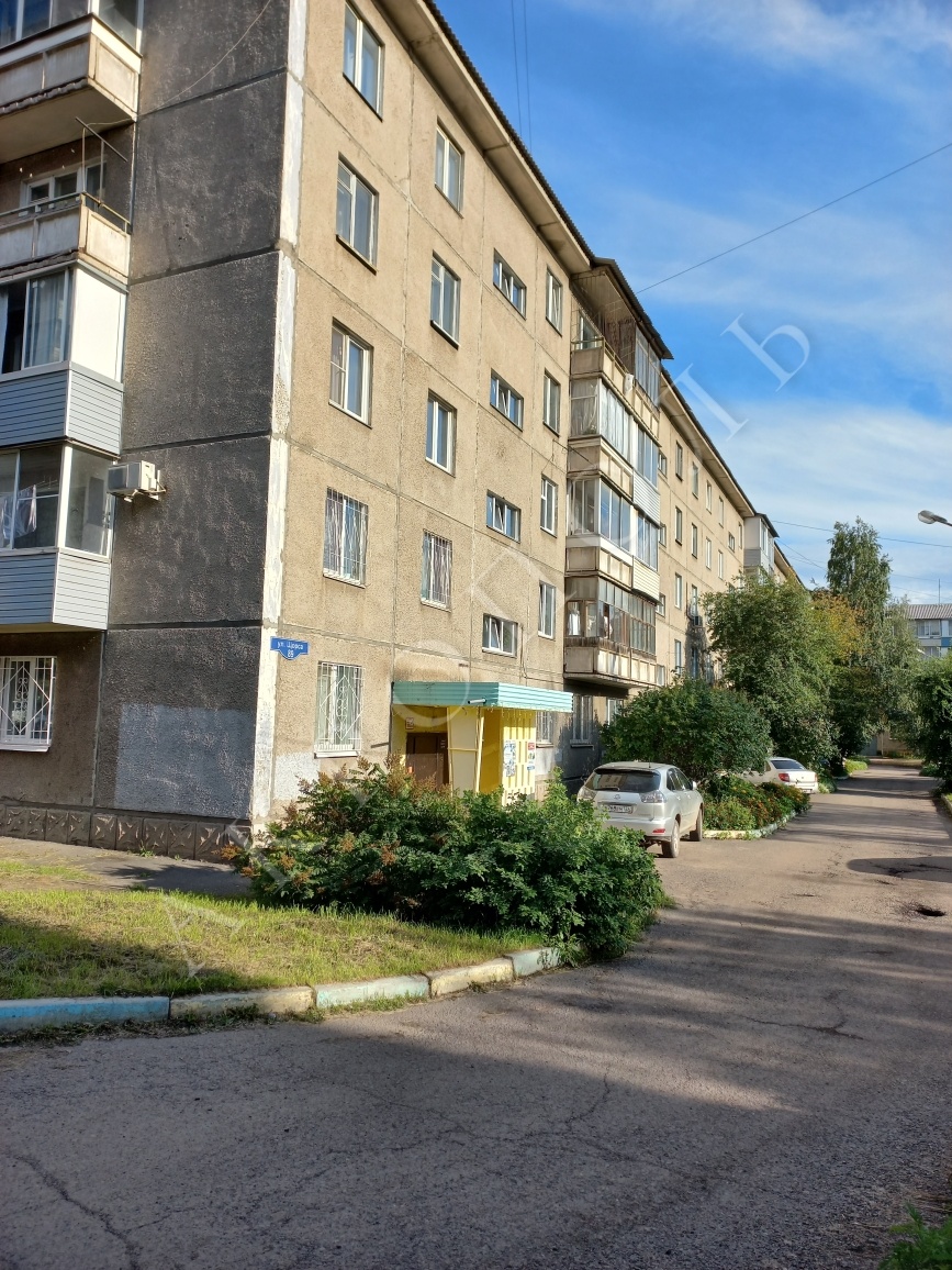 Щорса,89 3-комнатная